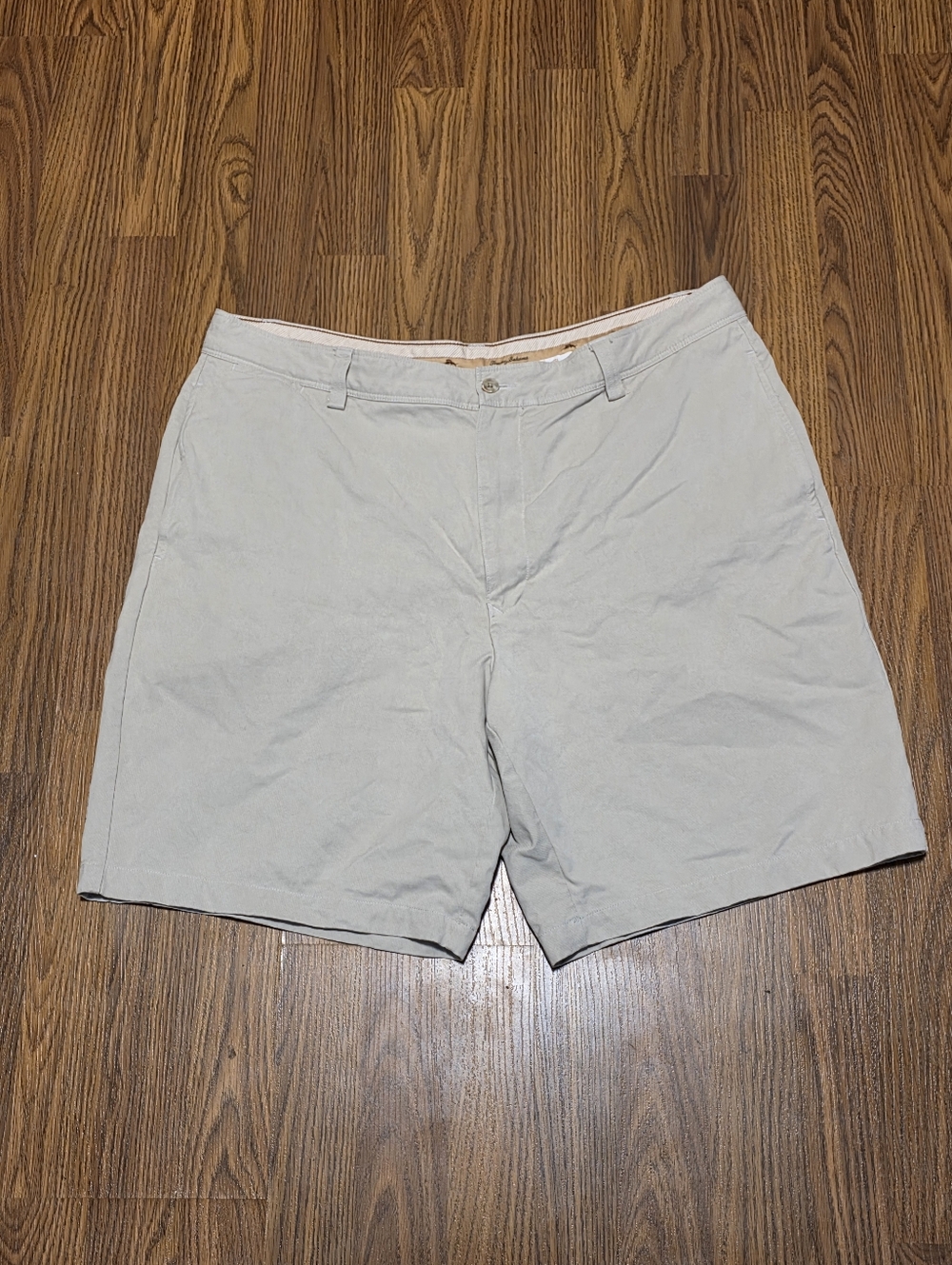 Tommy Bahama Mens Chino Shorts 38 Khaki Tan Flat Front Casual Button Fly Summer